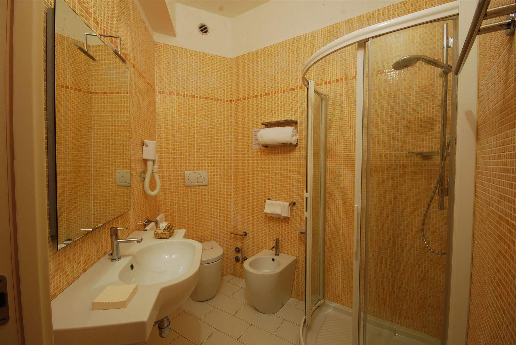 Hotel Bellevue, Sure Hotel Collection By Best Western Pesaro Exteriör bild